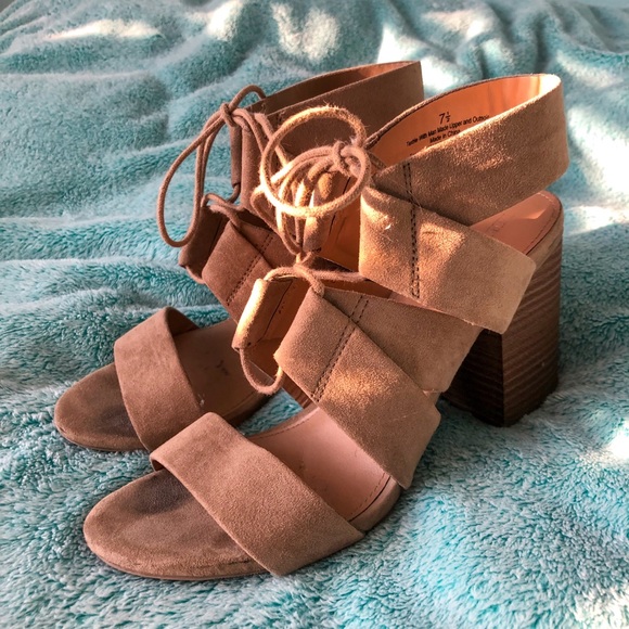 Target Heeled Sandals - Picture 2 of 2